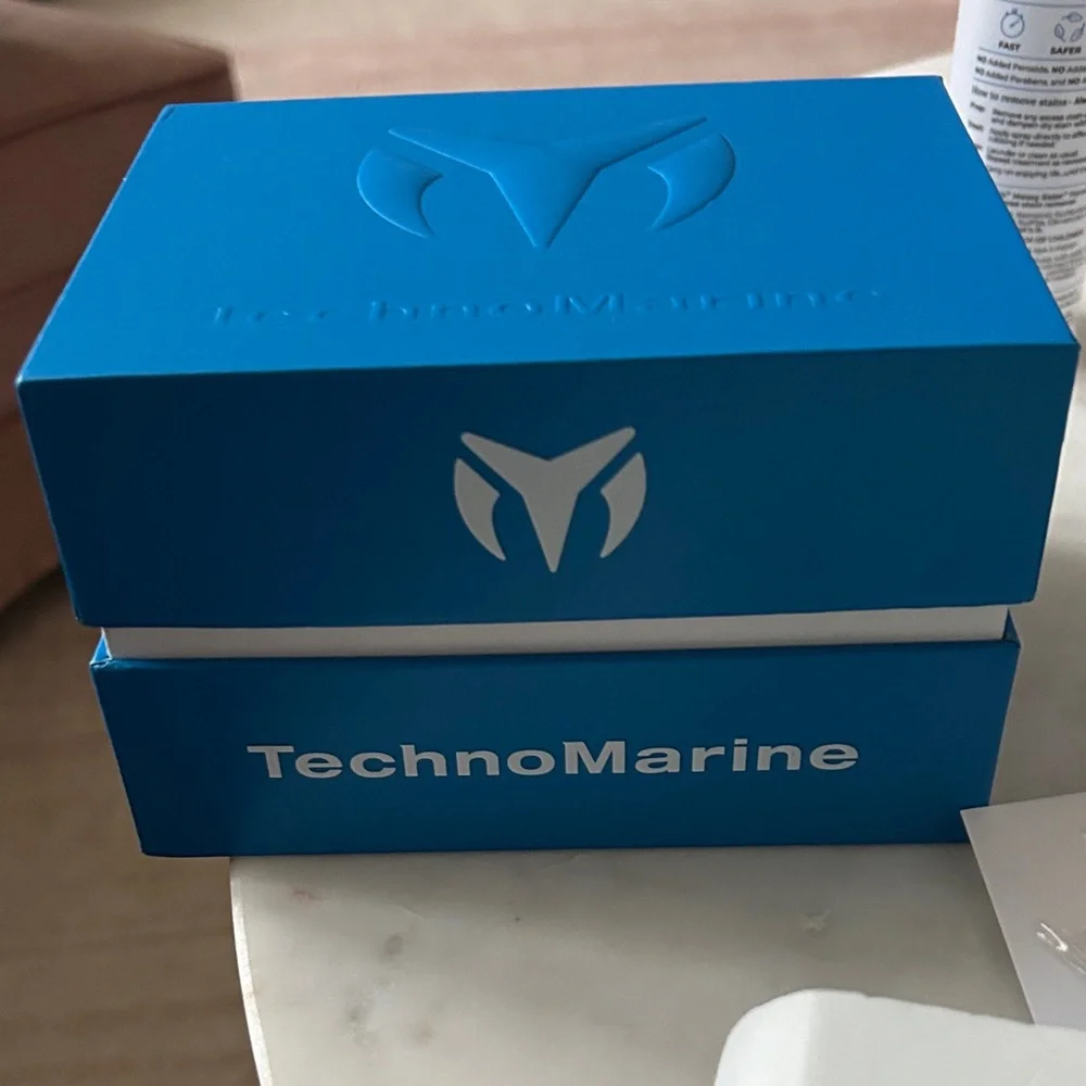 Technomarine‎ manta ocean watch
